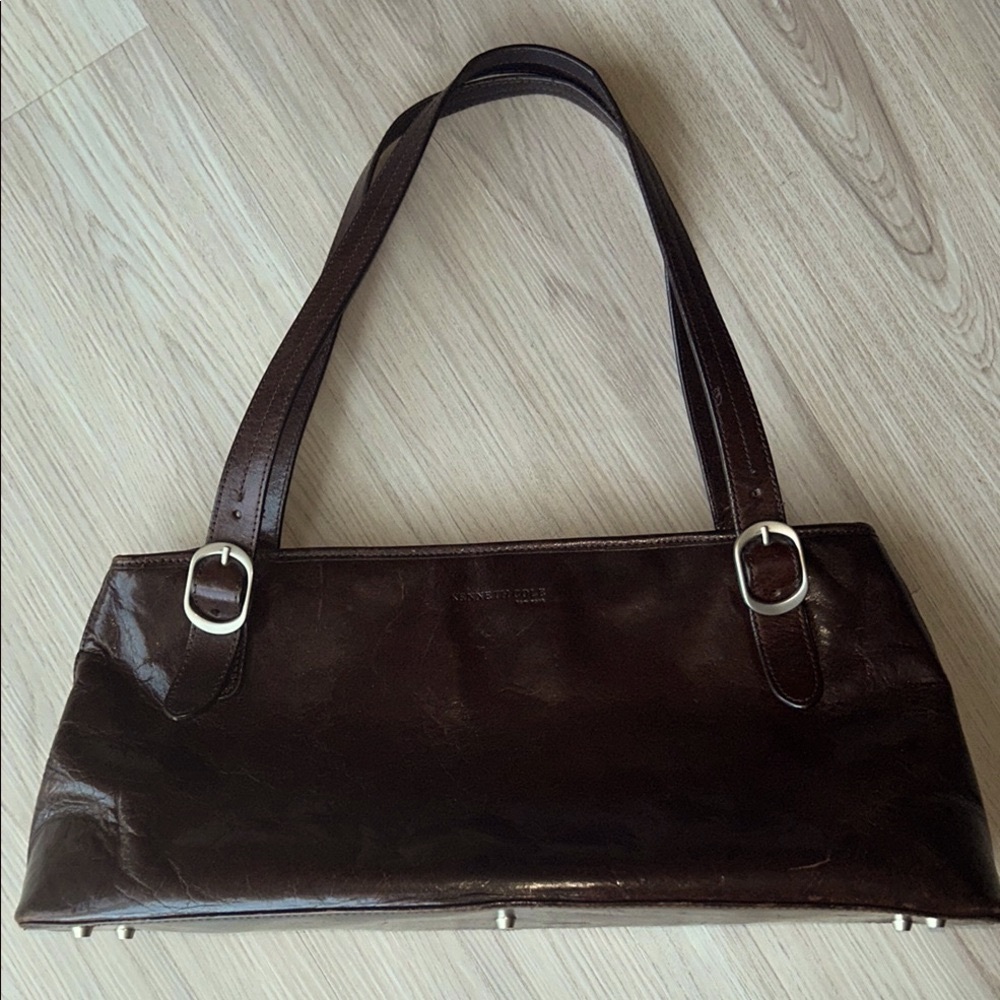 Kenneth Cole Vintage Leather Shoulder HandBag/Purse Burgundy Adj Strap